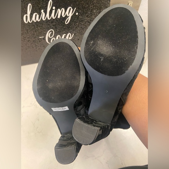 Velvet Floral Booties - Picture 4 of 4